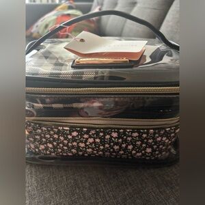 Poppy & Peonies Getaway Cosmetic Black Floral